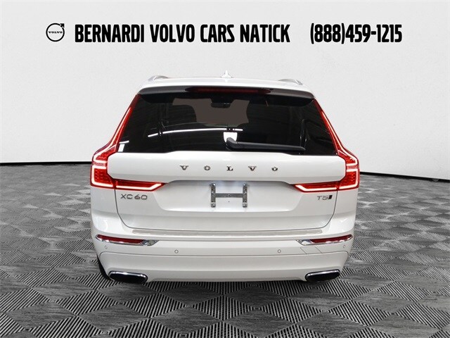 2021 Volvo XC60 T5 Inscription photo 3