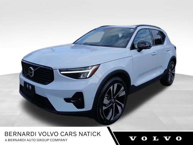 2024 Volvo XC40