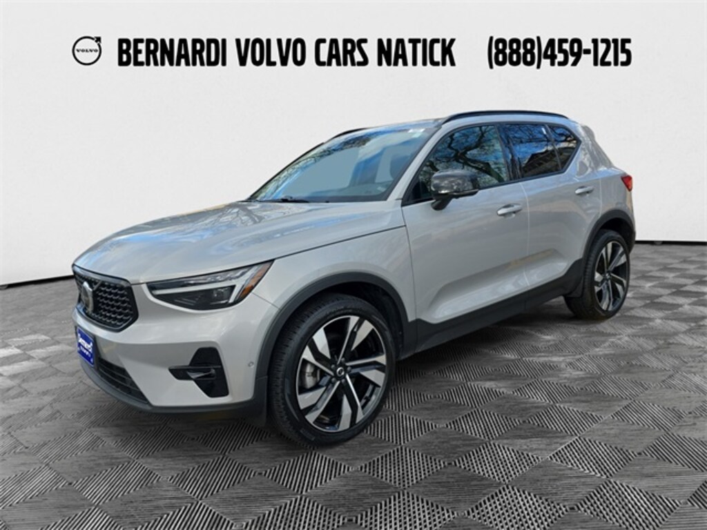 Used 2023 Volvo XC40 Ultimate SUV