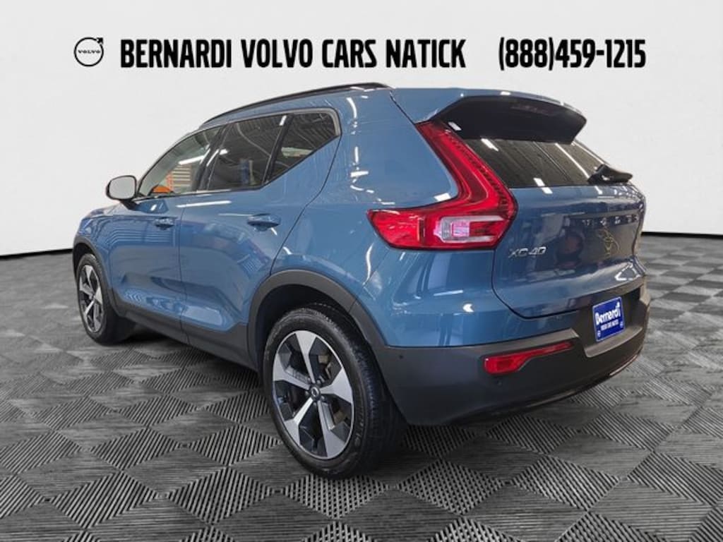 Certified 2025 Volvo XC40 B5 Plus Dark Theme SUV