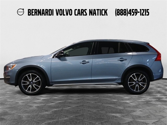 Used 2017 Volvo V60 Base with VIN YV440MWK0H1041362 for sale in Natick, MA