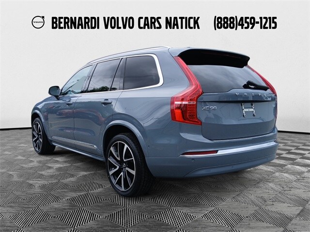 2023 Volvo XC90 Plus photo 3