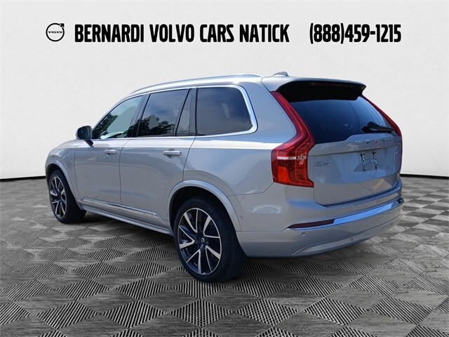 2024 Volvo XC90 Plus photo 3