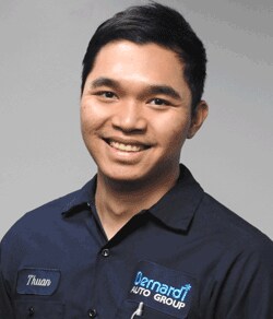 Staff member Thuan Ly from e46203de1b09