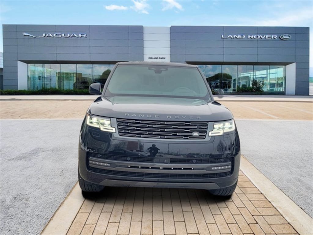 Certified 2025 Land Rover Range Rover SE SUV