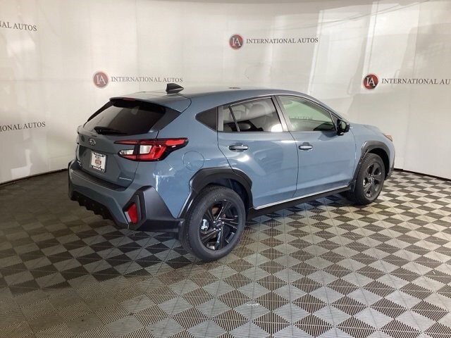 2025 Subaru Crosstrek Base photo 3