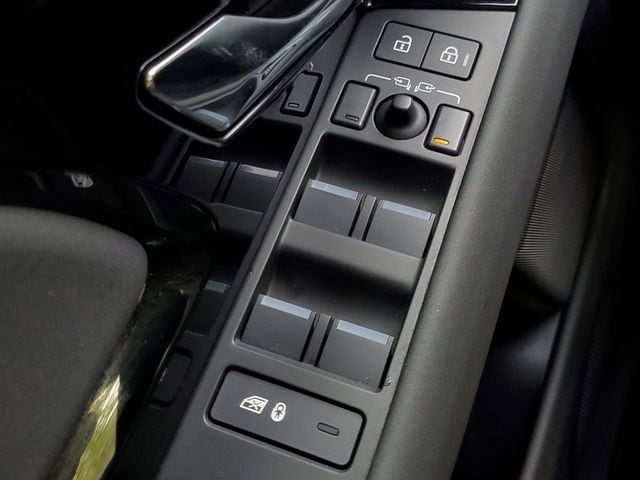 2026 Land Rover Range Rover Evoque S - Photo 18