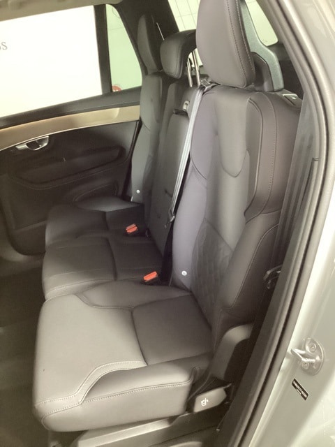 2026 Volvo XC90 Plus - Photo 10