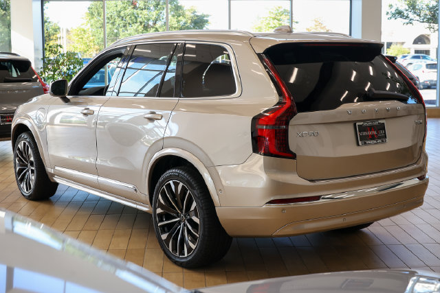 New 2026 Volvo XC90 plug-in hybrid T8 Plus 7-Seater SUV