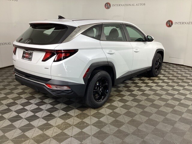 2022 Hyundai Tucson SE photo 4