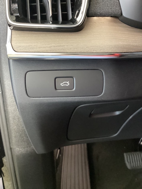 2026 Volvo XC90 Plus - Photo 19
