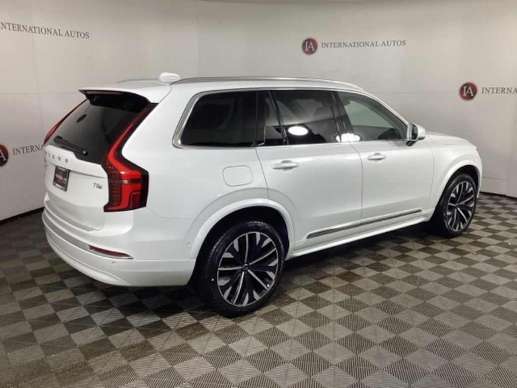 New 2026 Volvo XC90 plug-in hybrid T8 Ultra 7-Seater SUV