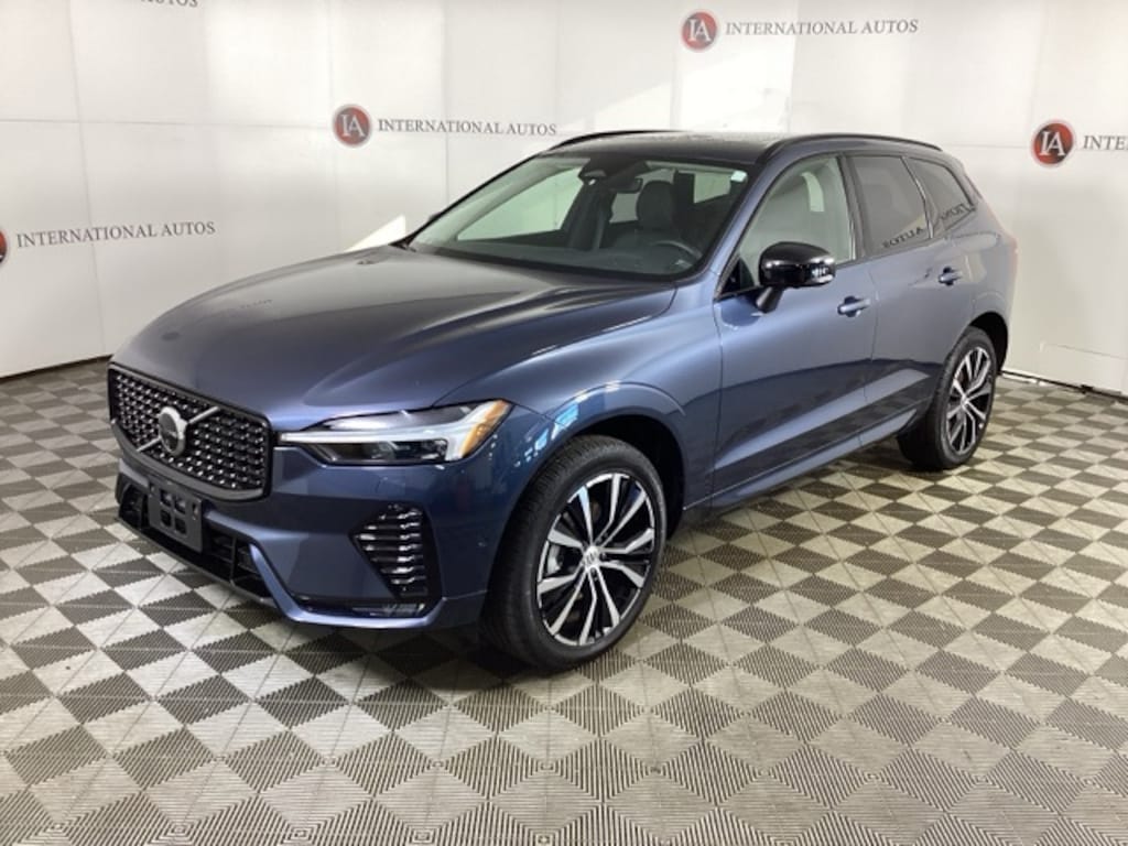 New 2025 Volvo XC60 B5 Plus SUV