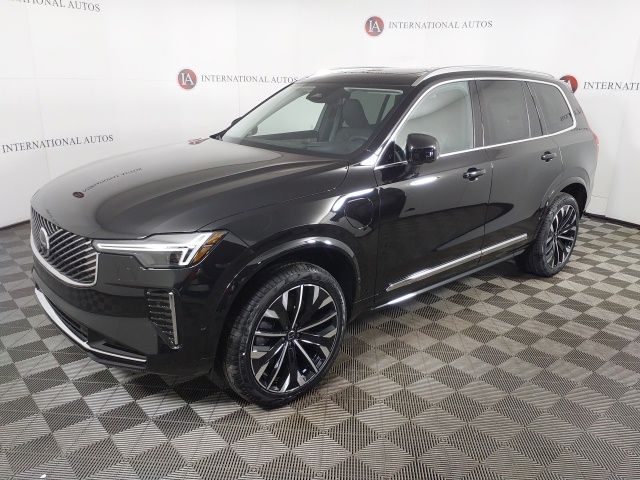 2026 Volvo XC90 T8 Recharge Ultra Bright 4WD's photo