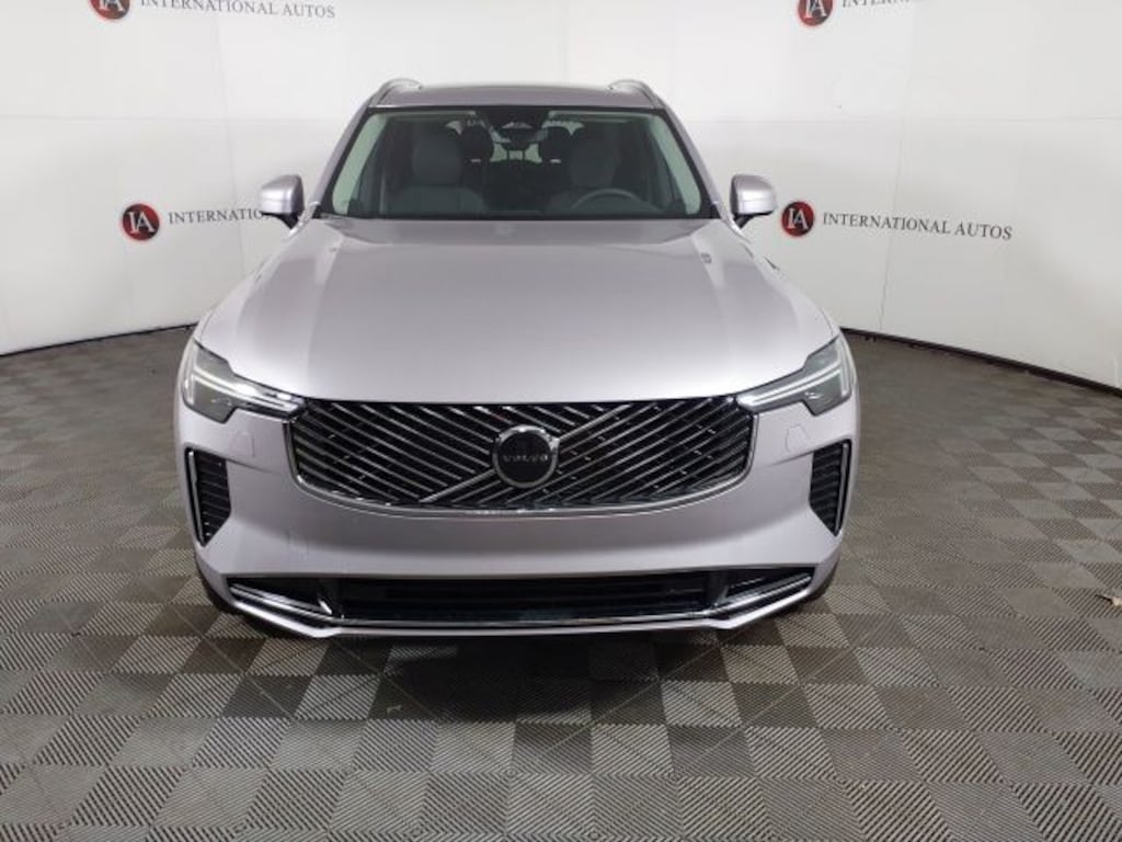 New 2026 Volvo XC90 B5 Core SUV