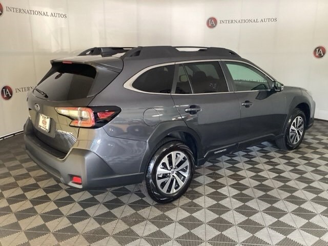 2025 Subaru Outback Premium photo 4