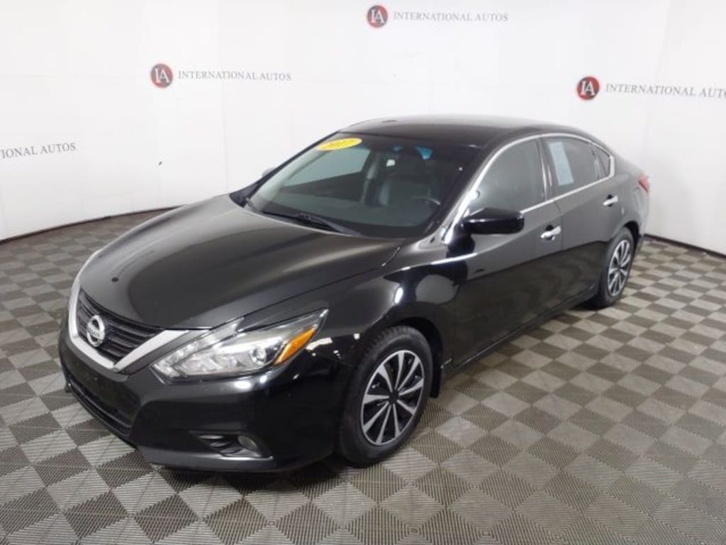Used 2017 Nissan Altima 2.5 SR Sedan