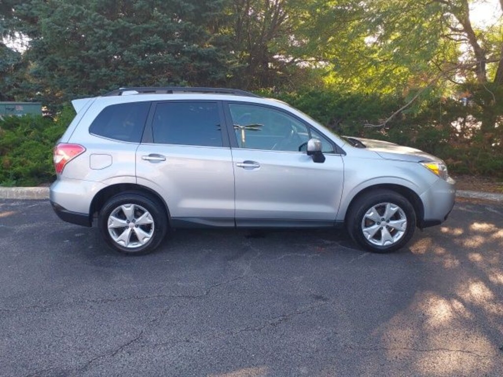 Used 2016 Subaru Forester 2.5i Limited SUV