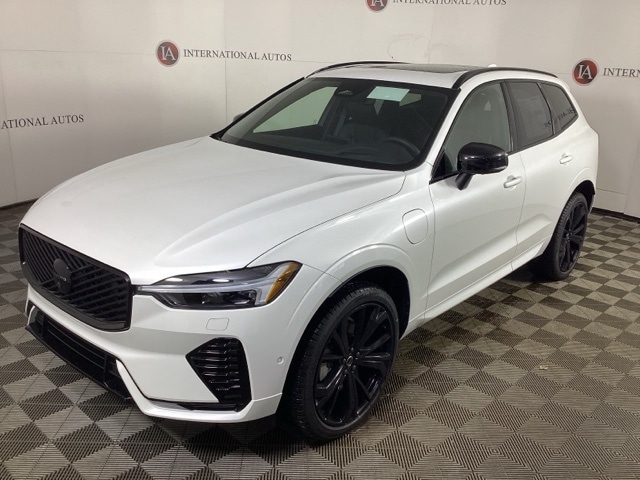 2026 Volvo XC60 Ultra's photo