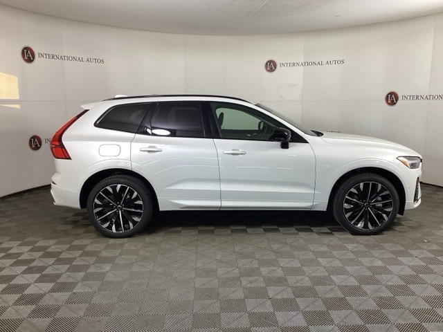 2026 Volvo XC60 Ultra - Photo 4