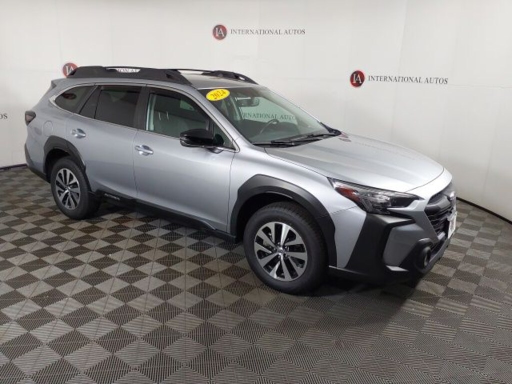 Used 2024 Subaru Outback Premium SUV