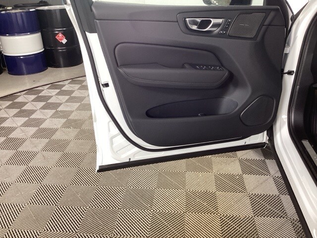 2026 Volvo XC60 Ultra - Photo 16