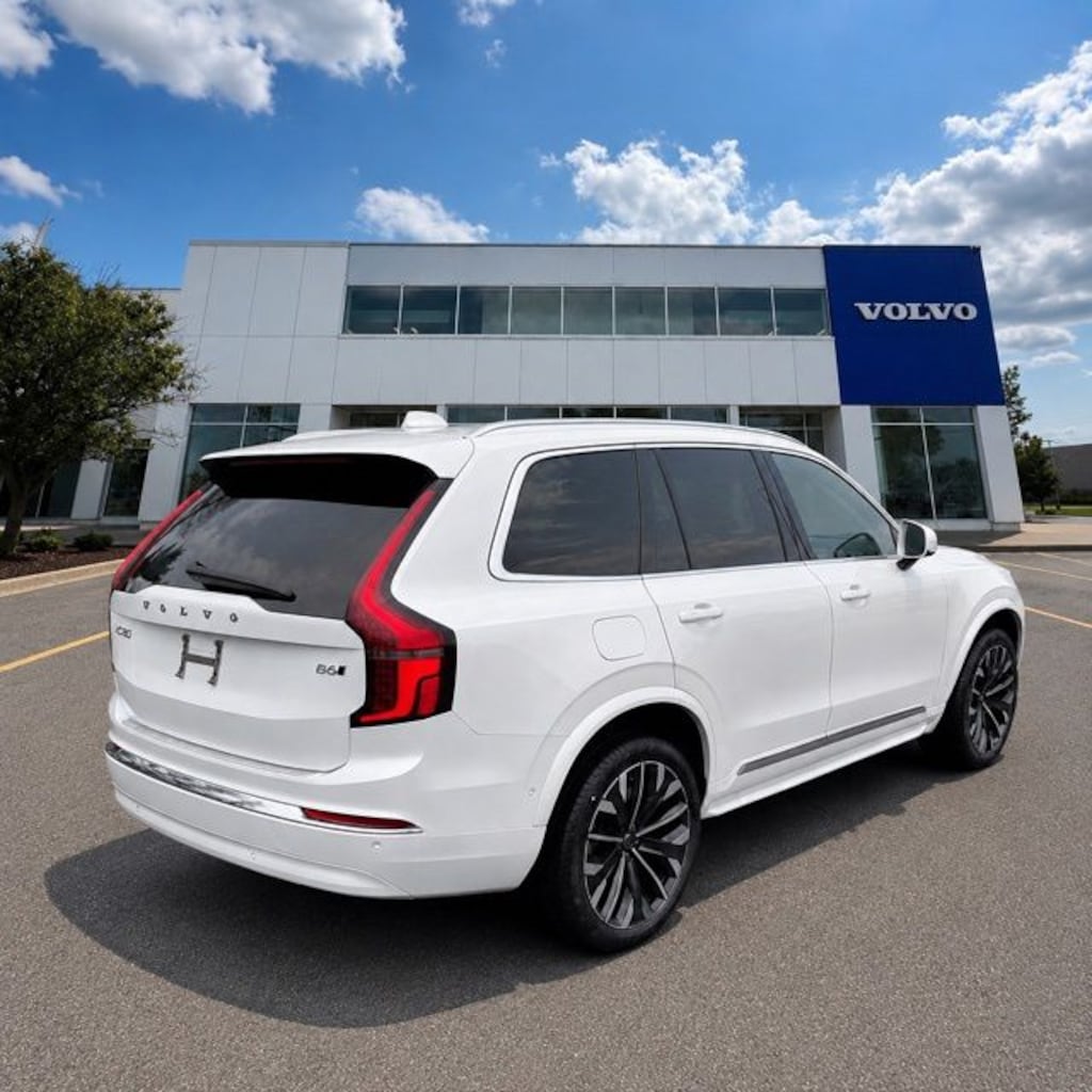 New 2027 Volvo XC90 Ultra SUV