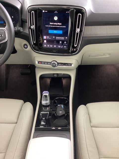 2026 Volvo XC40 Plus - Photo 22