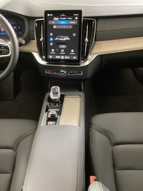 2026 Volvo XC90 Core - Photo 22