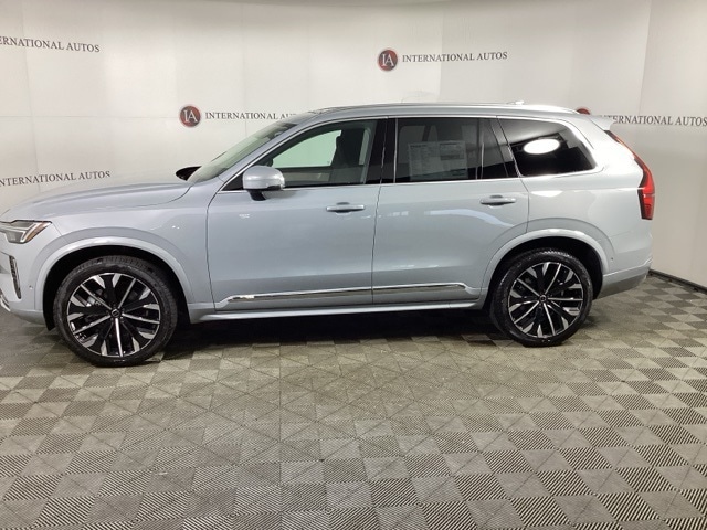 2026 Volvo XC90 Plus - Photo 7