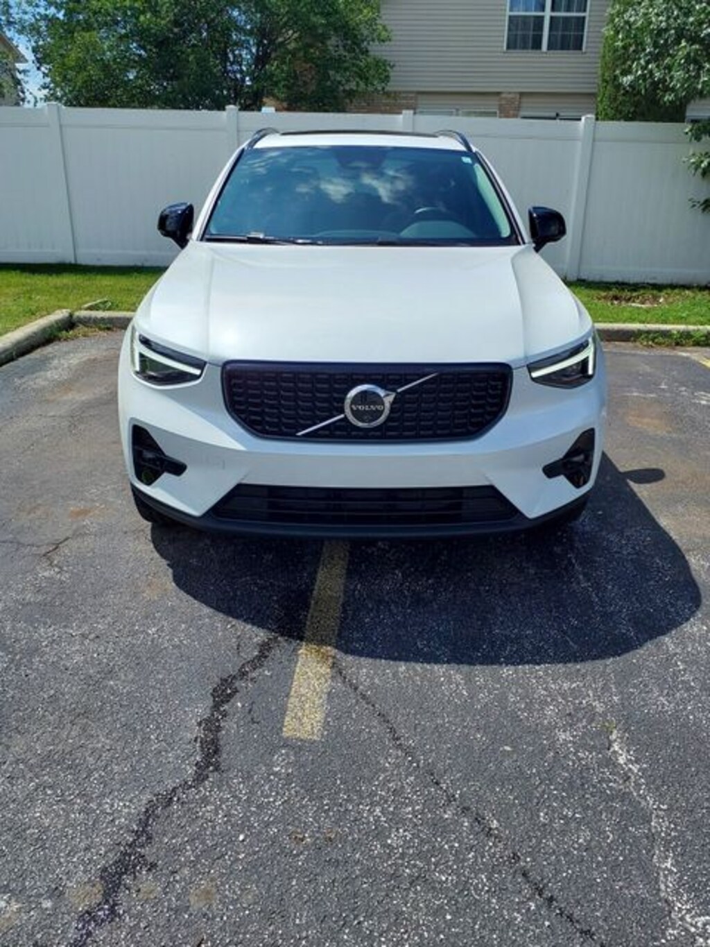 Used 2026 Volvo XC40 B5 Plus SUV