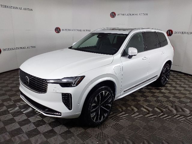 2026 Volvo XC90 T8 Recharge Plus Bright 7-Seat 4WD's photo