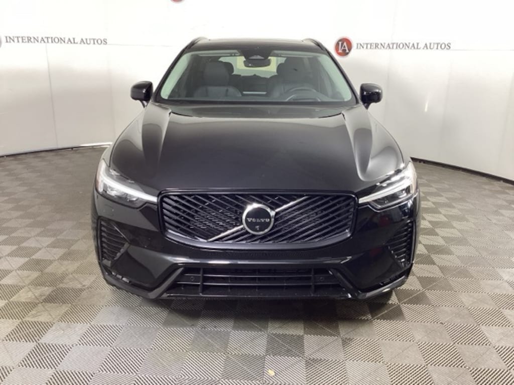 New 2026 Volvo XC60 B5 Ultra SUV