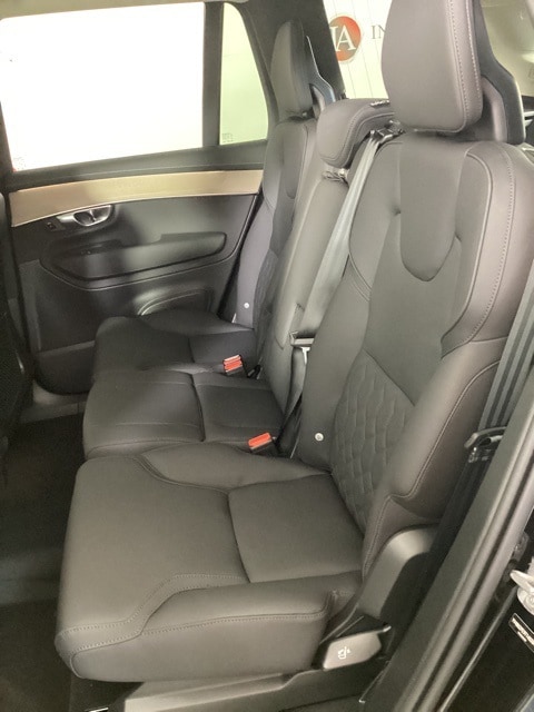 2026 Volvo XC90 Plus - Photo 10