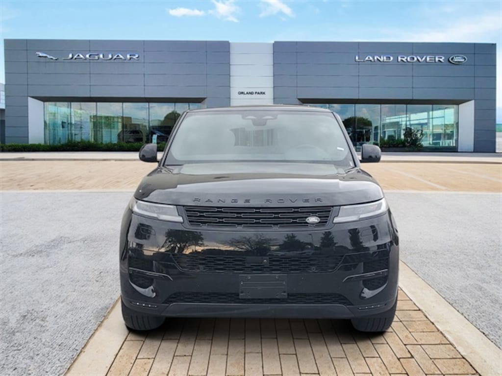 Used 2025 Land Rover Range Rover Sport SE SUV