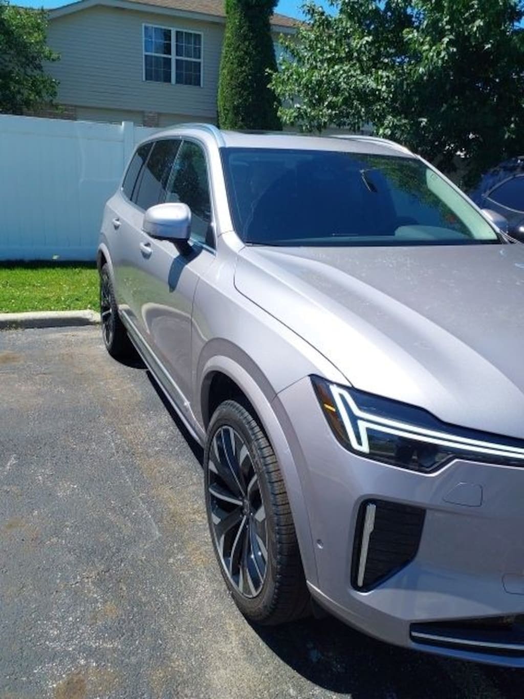New 2026 Volvo XC90 B6 Plus 7-Seater SUV
