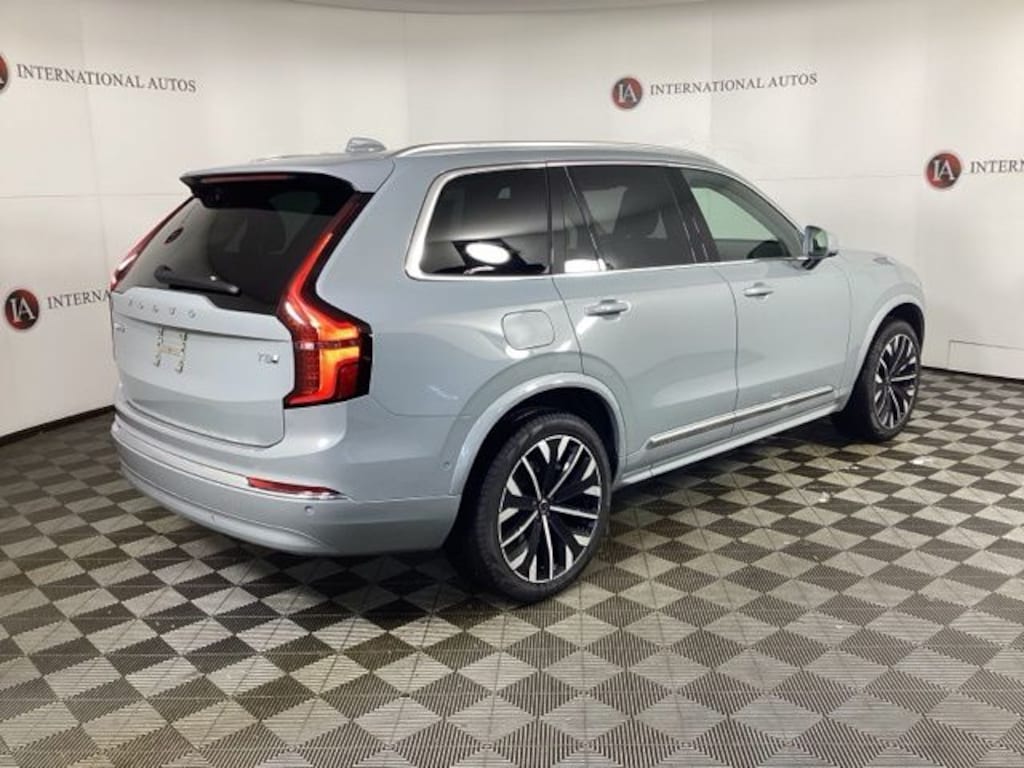 New 2026 Volvo XC90 plug-in hybrid T8 Plus 7-Seater SUV