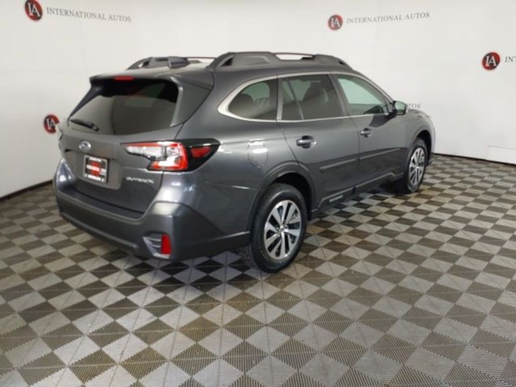 Used 2022 Subaru Outback Premium SUV