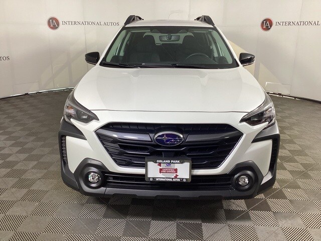 2025 Subaru Outback Premium photo 2