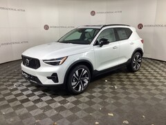 2026 Volvo XC40 B5 Ultra SUV
