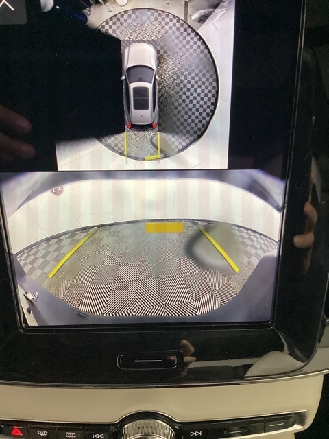2026 Volvo XC40 Plus - Photo 24