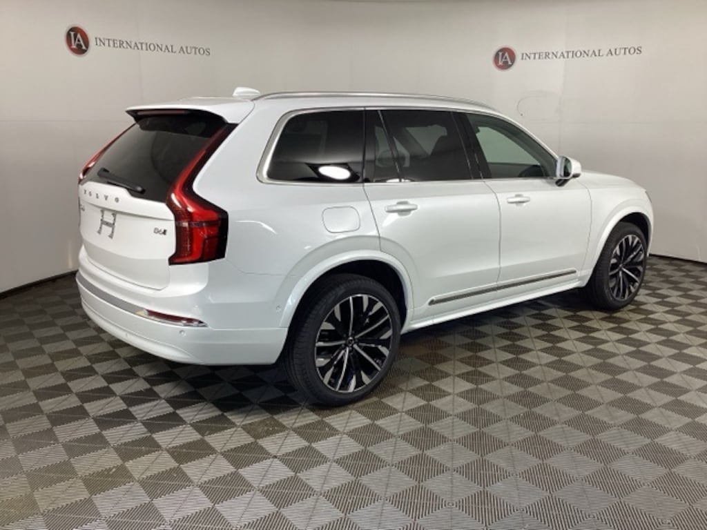 New 2026 Volvo XC90 B6 Ultra 7-Seater SUV