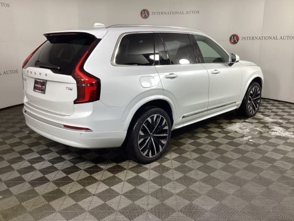 New 2026 Volvo XC90 plug-in hybrid T8 Plus 7-Seater SUV