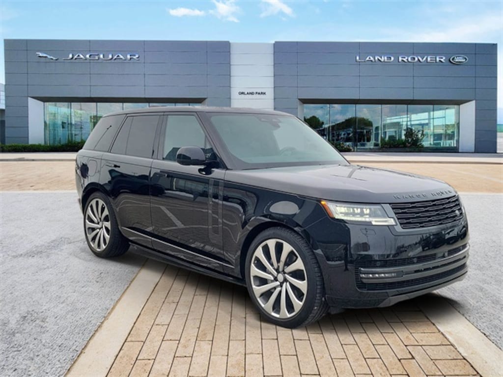 Certified 2025 Land Rover Range Rover SE SUV