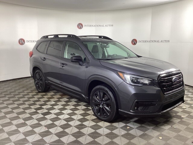 2022 Subaru Ascent Onyx Edition photo 3