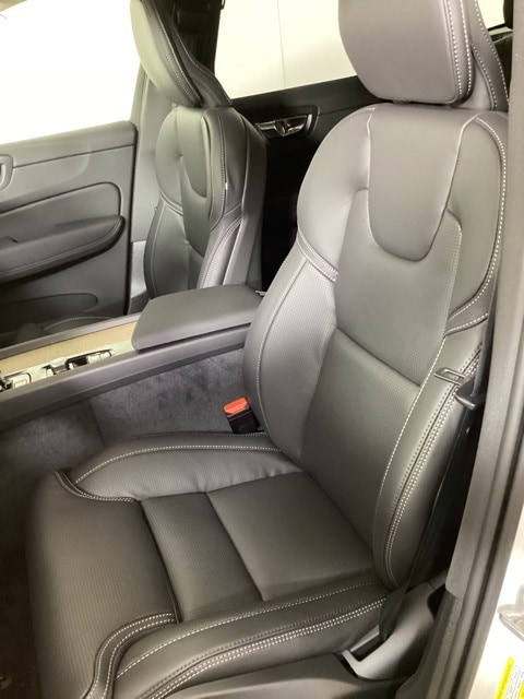 2026 Volvo XC60 Ultra - Photo 12