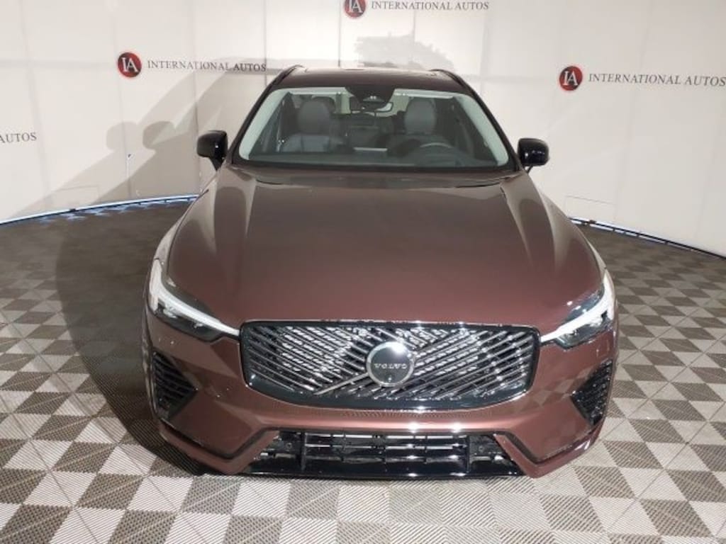 New 2026 Volvo XC60 plug-in hybrid T8 Ultra SUV