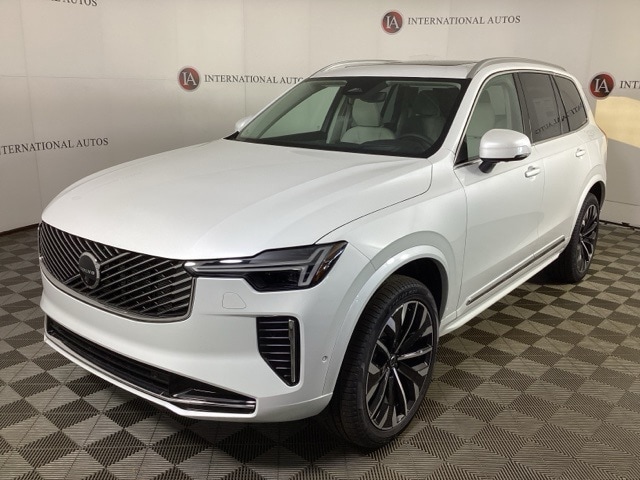 2026 Volvo XC90 B6 Ultra 7-Seater