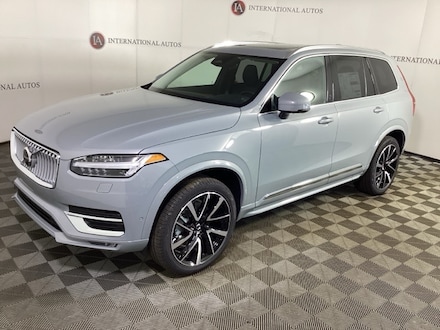 2025 Volvo XC90 B6 Plus 7-Seater SUV