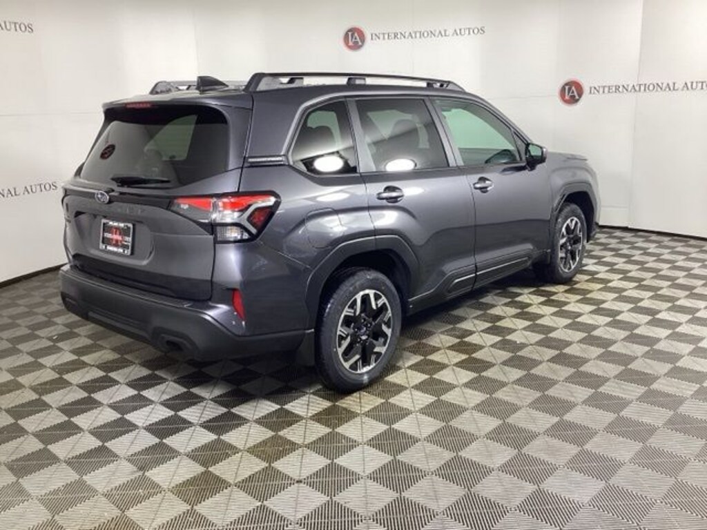 Used 2026 Subaru Forester Premium pkg 11 SUV